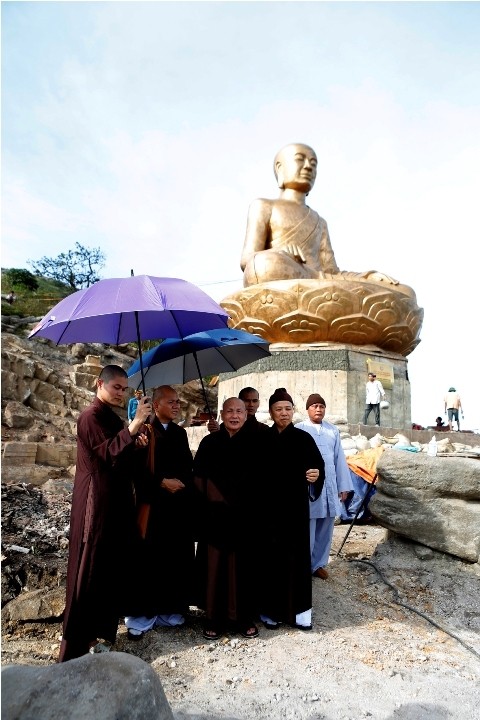 Quảng Ninh tổ chức Đại lễ 705 năm ngày Phật hoàng Trần Nhân Tông nhập Niết bàn - ảnh 1